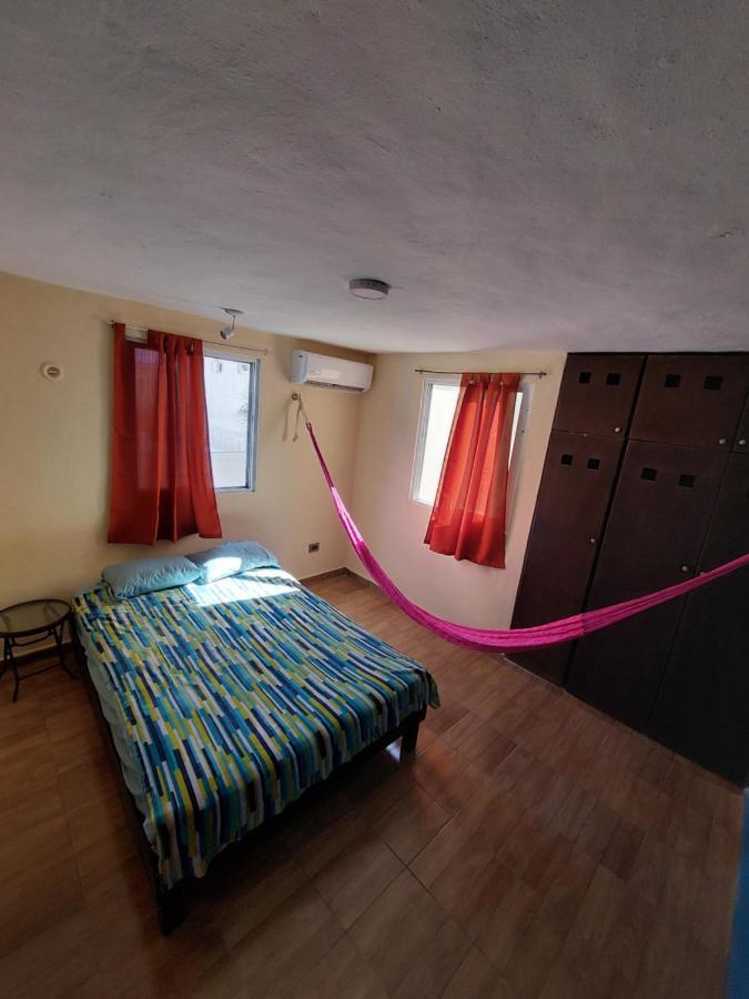Venado 28 Hostel Канкун Екстериор снимка